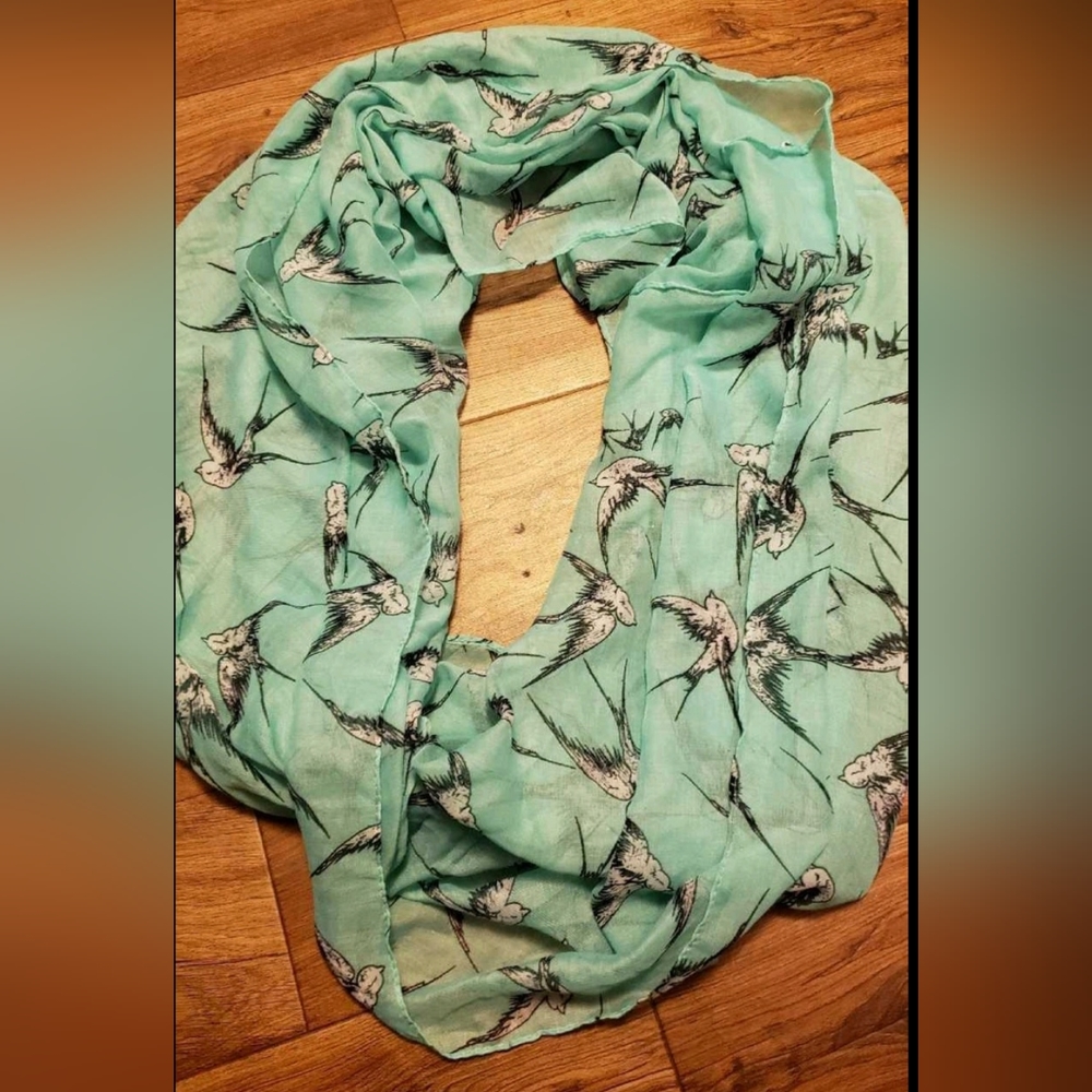 Teal infinity scarf